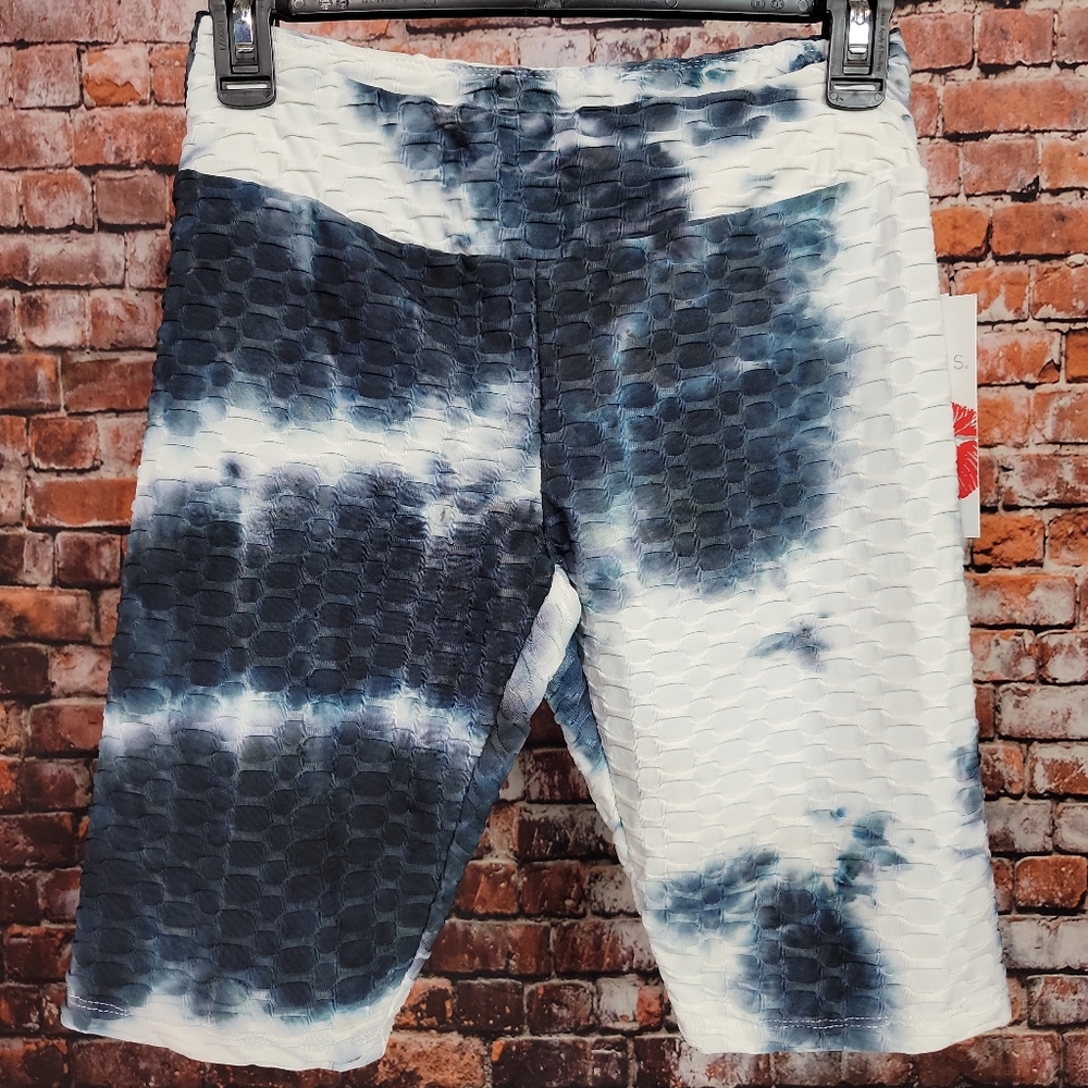 Hot Kiss Women's Stretch Active Biker Shorts Tie Dye Medium NWT. mb